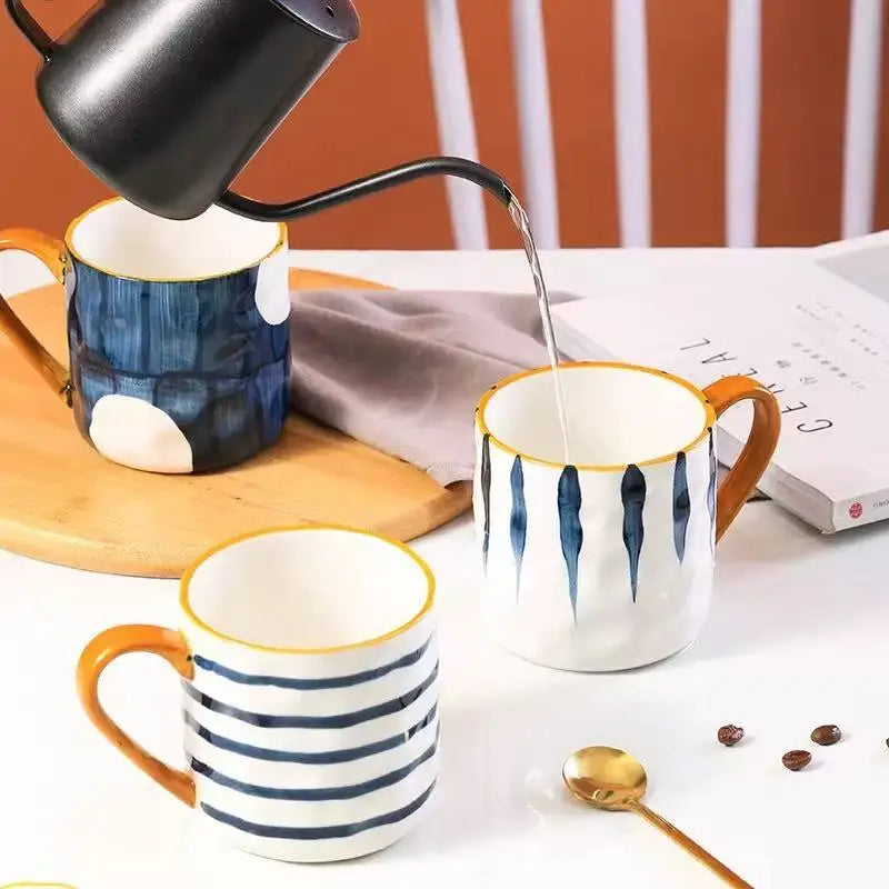 Japanese-Style Ceramic Mug with Spoon – 400 ml