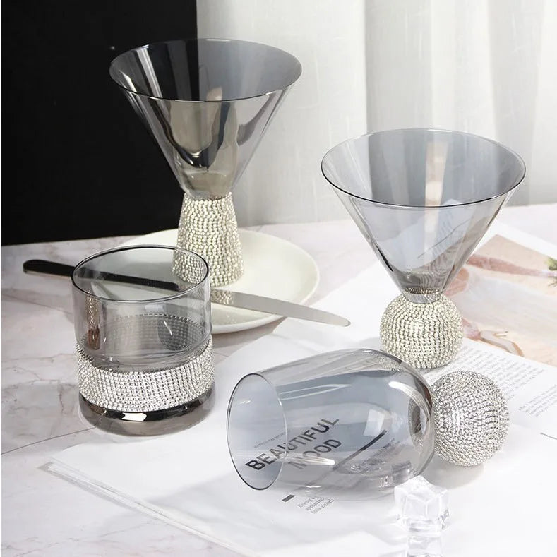 Diamond-Base Glass Cups