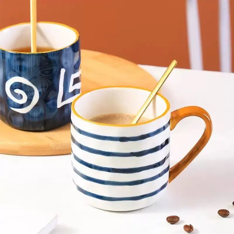 Japanese-Style Ceramic Mug with Spoon – 400 ml